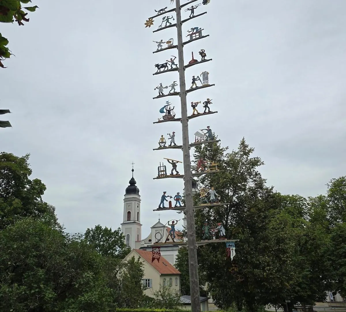 Ferienhaeusle Im Idyllischen Irsee Am Kioster - Parkplatz, Klimaanlage, Spielplatz, Biergarten, Tv, Wlan, E-Ladepunkt, Supermarkt, Kueche - Ferienwohnung Kiostermuehle Irsee